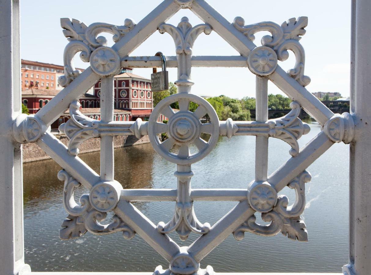 Centro A Orillas Del Ebro Logroño